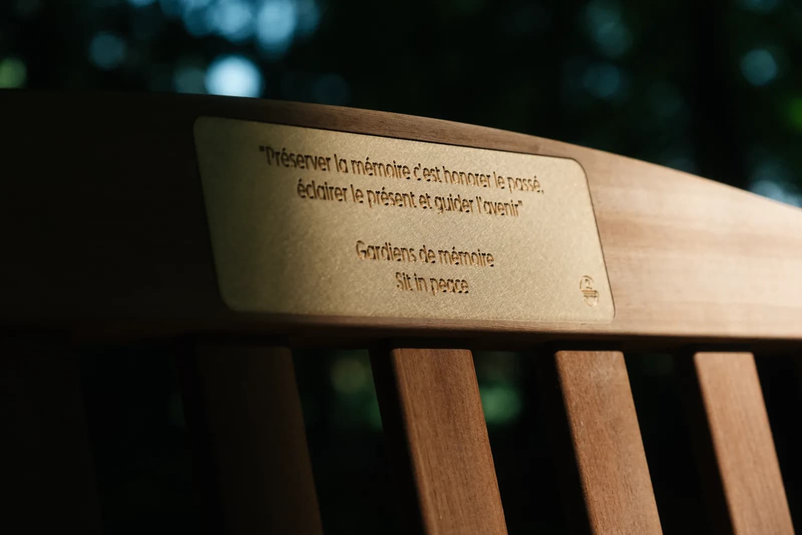 Plaque Essentielle - Bronze Dorée